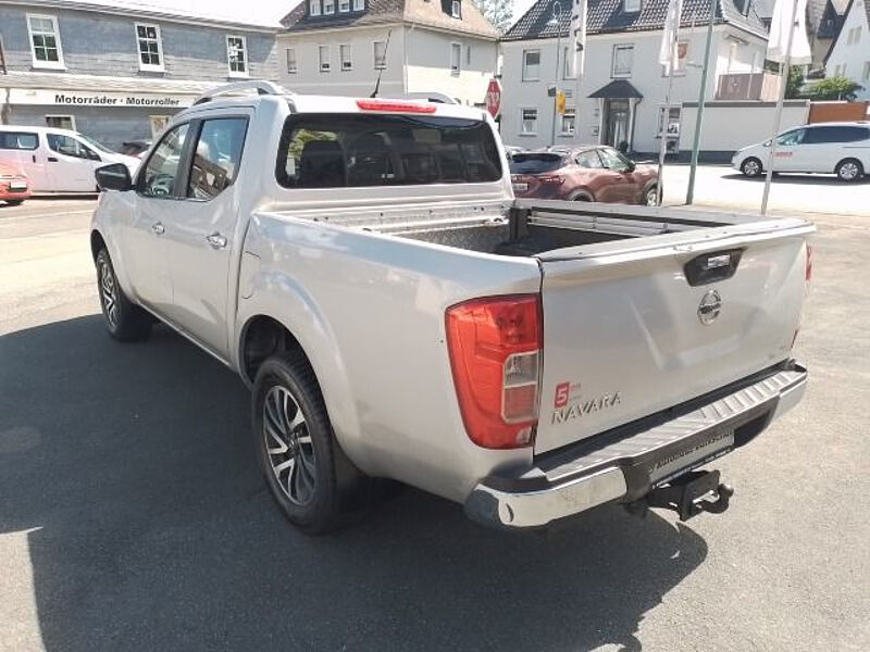 Nissan Navara NP300 N-Connecta Double Cab 4x4