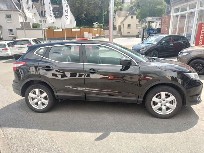 Nissan Qashqai Acenta--KUNDENAUFTRAG--